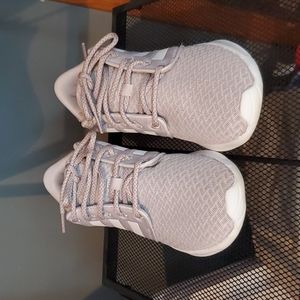 Adidas Cloudfoam sneakers, lilac purple, size 6.5